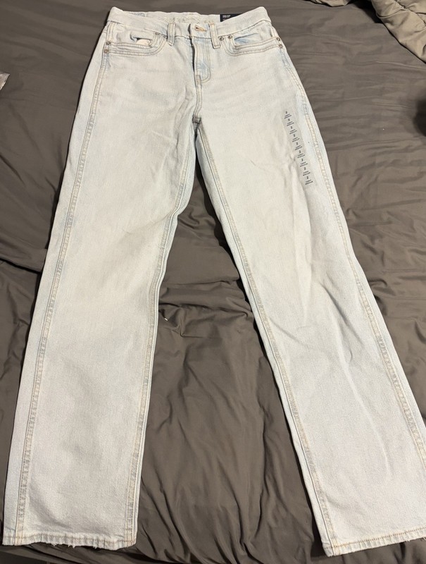American Eagle Curvy Straight High Rise Jeans Size 2 Regular