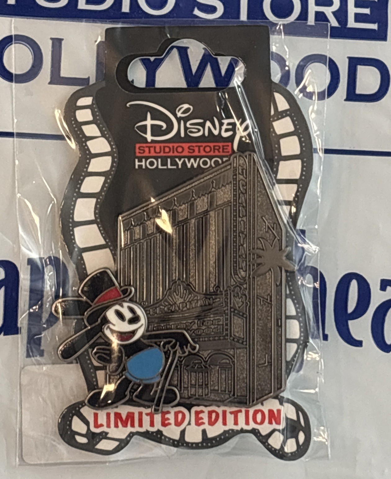 DSSH Disney D23 Expo 2026 El Capitan Theatre 100th Oswald Rabbit DSF LE 400 Pin
