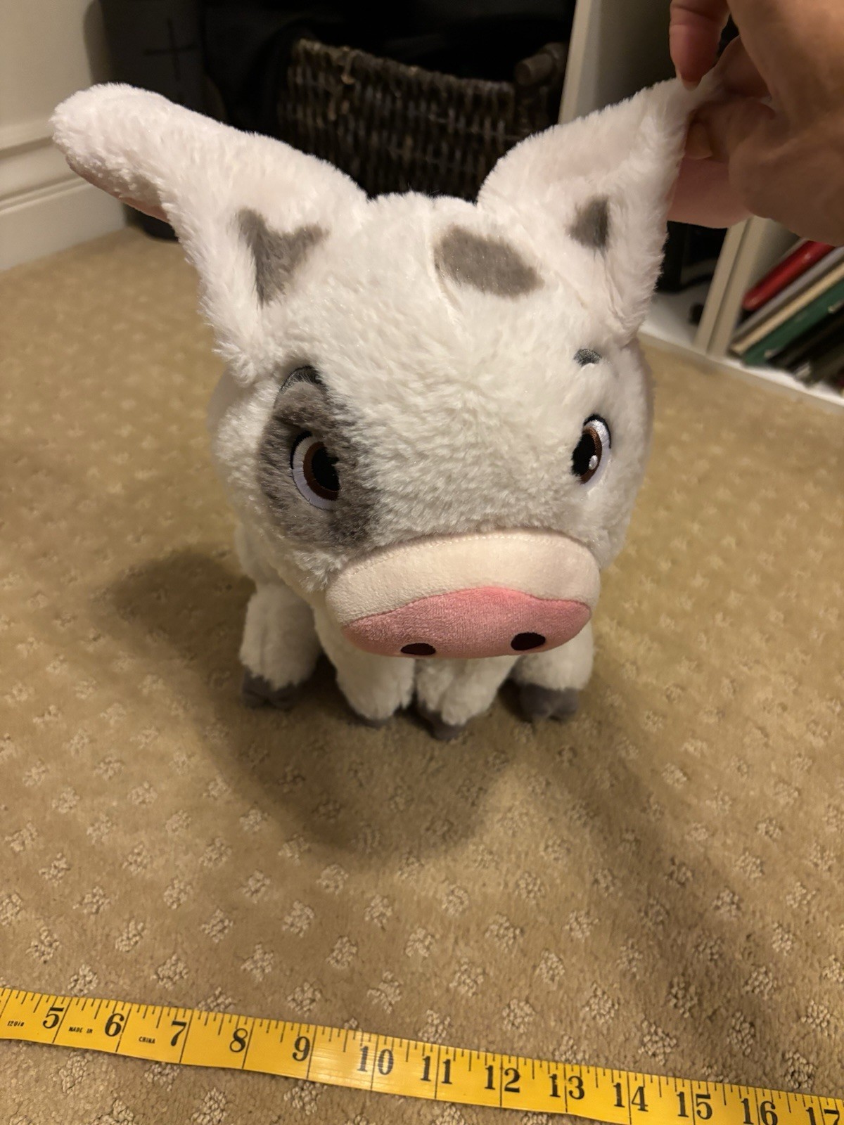 Disney Moana Pua Pig Medium Plush Stuffed Animal 2017 White Gray Pink