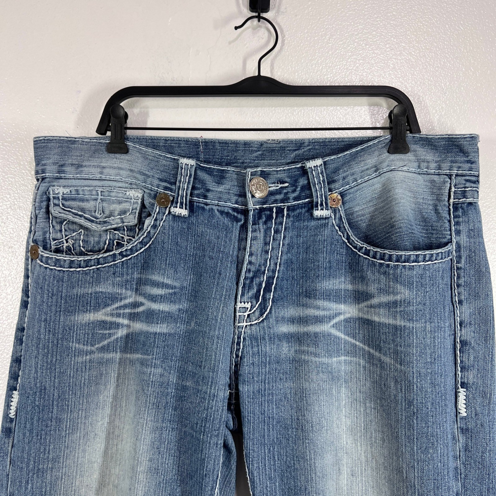 Vintage Y2K True Religion Bobby Big T Jeans Men