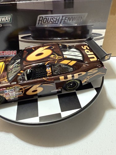 David Ragan #6 UPS 2010 COT 1/24 Nascar Diecast - Picture 6 of 15