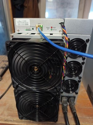 Bitmain Antminer - L7 9050 MH/s LTC Doge miner nice shape