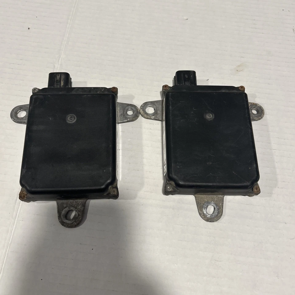 Toyota Camry 2013 2014 módulo de alerta de punto ciego sensor 88162-06030 OEM Foto 2 de 3