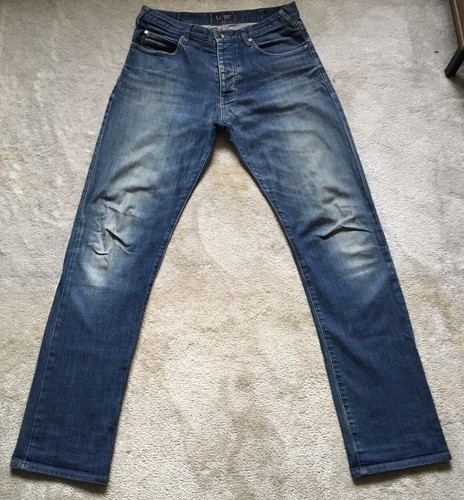 Stunning Armani J21 Comfort Fit Denim Jeans. 31-32W x 34L. (T3110) - Picture 3 of 9