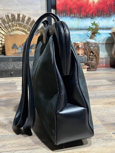 Giorgio Armani schöne dunkelwaldgrün/schwarze Leder Schultertasche Handtasche - Bild 7 von 13