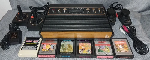 Atari 2600 Woody 6 Switch Console RCA AV Mod 6 Games Joysticks Paddles Cables 13