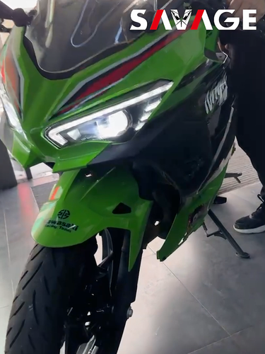 Front LED Turn Signal Light For KAWASAKI NINJA 250 EX300 EX400 EX650 ZX-6R ER-6F - Video 1 of 1