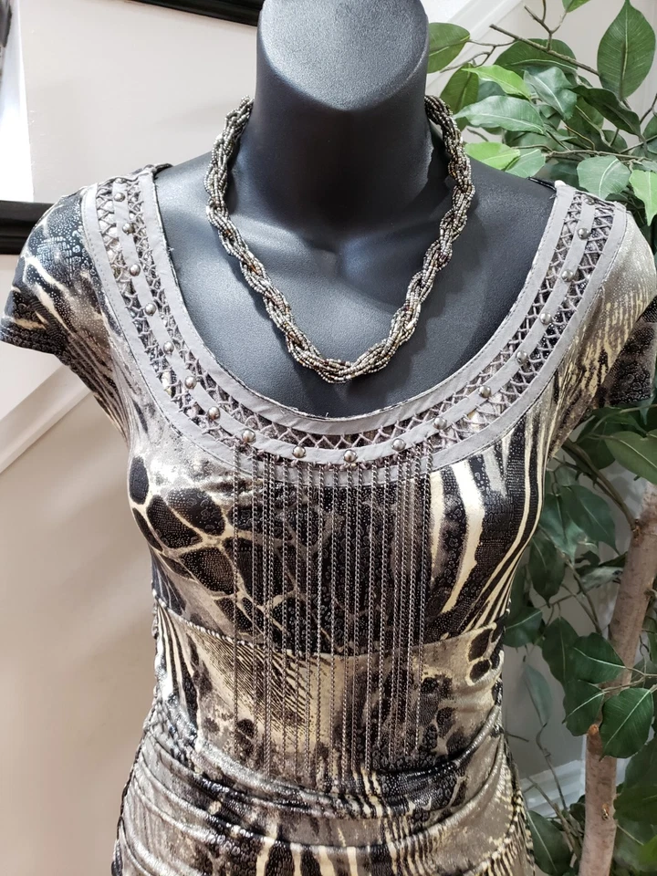 Blusa Moa Moa feminina multicolorida poliéster gola redonda manga curta pequena - Imagem 2 de 4