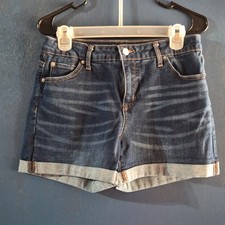 Time and Tru Women's Blue Dark Wash Denim Shorts 10 Mid Rise Cuffed Stretch