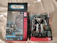 Transformers Generations Studio Series 43 Voyager KSI Boss Figure MIB Hasbro