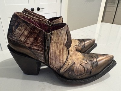 Vintage Women s 8B Lucchese Charlie Horse Cafe Brush Calf  Booties Metallic 