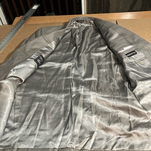 Claiborne Men's Plaid Wool Silk Sport Coat 42R, Gray Blue Jacket, Formal Jacket - Picture 2 of 15