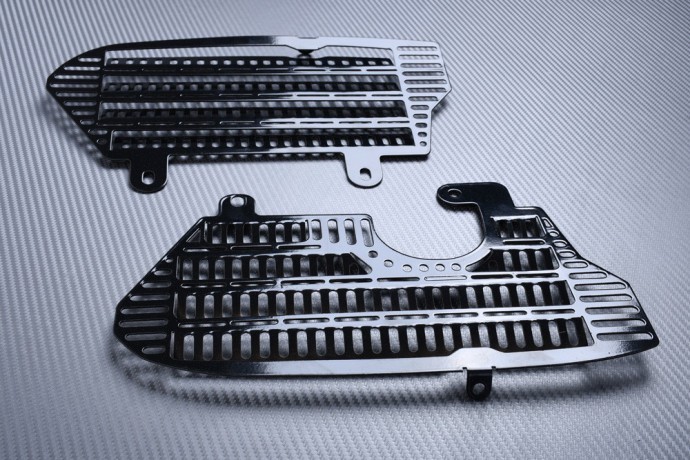 Grille de protection radiateur Africa Twin 1000 évite la casse moteur par impact de pierre