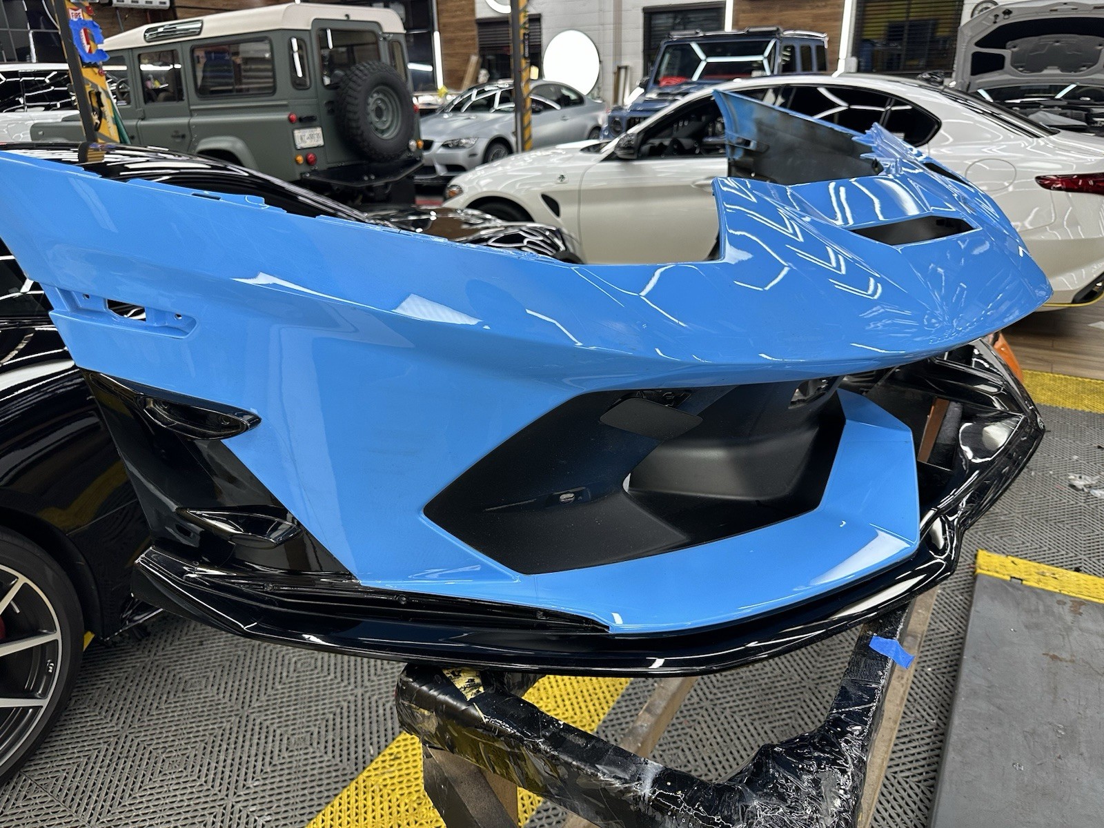 OEM original Lamborghini Aventador Svj front bumper small crack on the corner