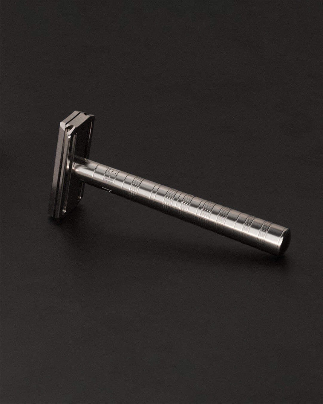 &ndash; Lightweight, Ultra-durable Grade 5 Shaving R
