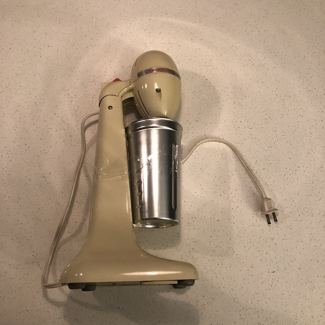 Vintage Hamilton Beach Scovill Drink Master Model 727 Milkshake Mixer