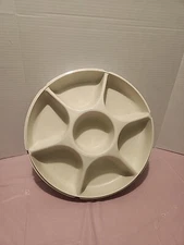 VINTAGE TUPPERWARE 6 DIVIDED VEGETABLE FRUIT CHIP & DIP SERVING TRAY