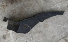 01-02 Subaru Forester Passenger Right Windshield Wiper Cowl Rubber End Piece