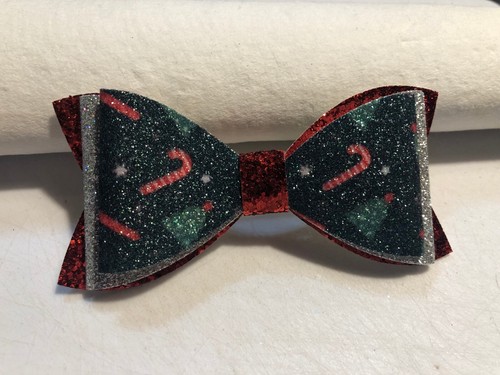 CANDY CANE CHRISTMAS HAIR BOW. RED, SILVER AND GREEN. 4.5" X 2". HOMEMADE - Picture 2 of 3