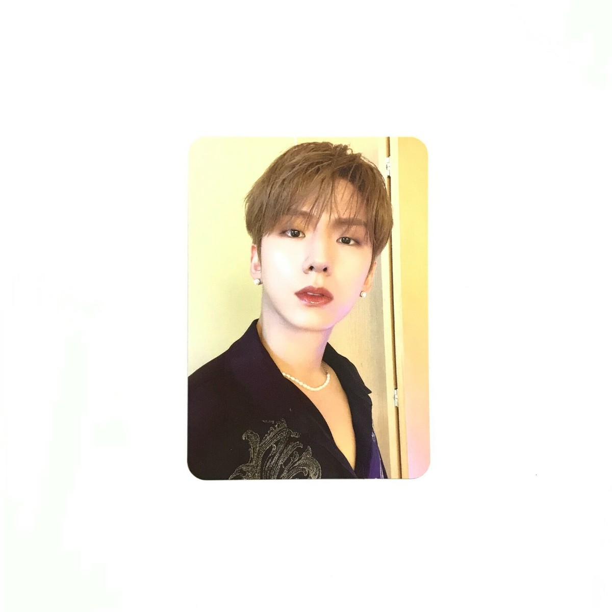 MONSTA X] Shape of Love / Vibe(파) / Official Photocard - Kihyun
