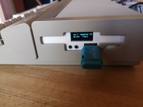 Gotek - USB Floppy Drive for Atari ST with OLED display, 16GB stick and bracket - Picture 2 of 5