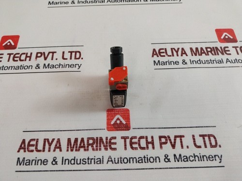 Burkert 6012 T 1,2 Fkm Pa Solenoid Valve - Picture 3 of 11