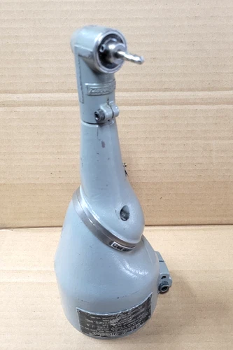 BRIDGEPORT QUILLMASTER TYPE JA W / QRA RIGHT ANGLE MILLING ATTACHMENT
