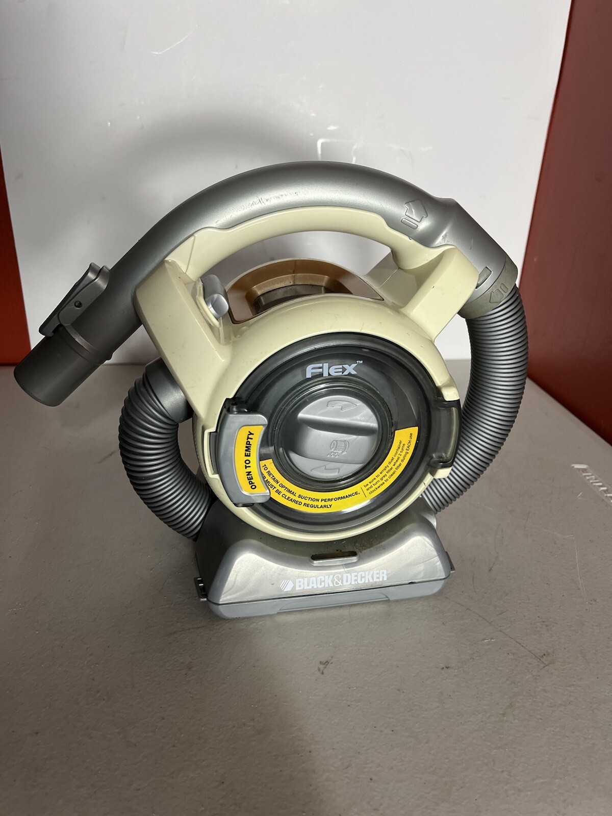Black \u0026 Decker FLEx FHV1200 Cordless 