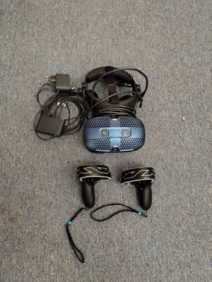 HTC Vive Cosmos Virtual Reality-System - Blau/Schwarz