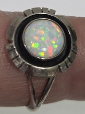 Navajo Made White Opal Sterling Silver Ring Sz 9.25-9.5