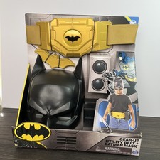 DC Comics Batman Gear-Up Utility Belt Batarangs Smoke Pellets Costume 4 Kids