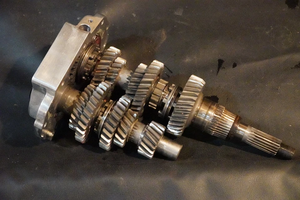 Juego de engranajes de transmisión de 6 velocidades de transmisión directa Baker DD6-411P-02 Harley Touring Foto 4 de 4