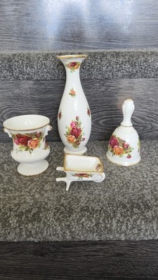 Vintage Royal Albert Old Country Roses Bone China Glocke Vase Schubkarre Konvolut