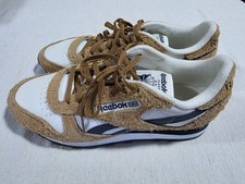 Reebok Classic Leather Men  s Size 9 Sneaker Shoe Chalk/Wild Brown