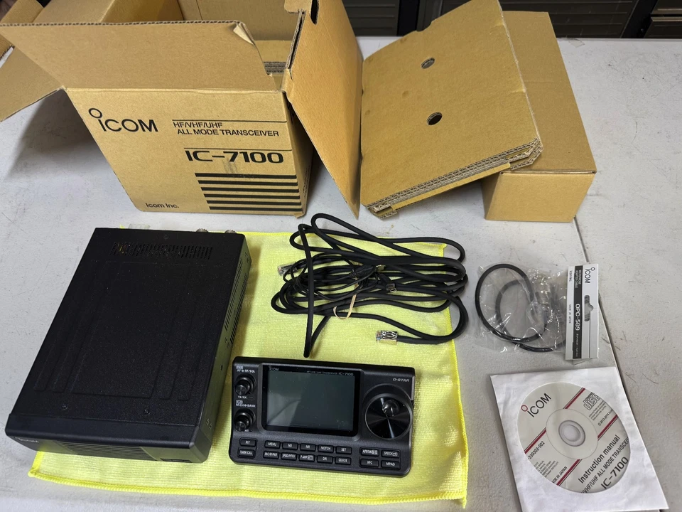 Icom IC-7100 100W Transceiver HF+50MHz + 144MHz + 430MHz HAM, AMATEUR RADIO - image 2 of 4