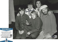 SINGER BRUCE JOHNSTON - THE BEACH BOYS - SIGNED 8x10 PHOTO C BECKETT COA BAS