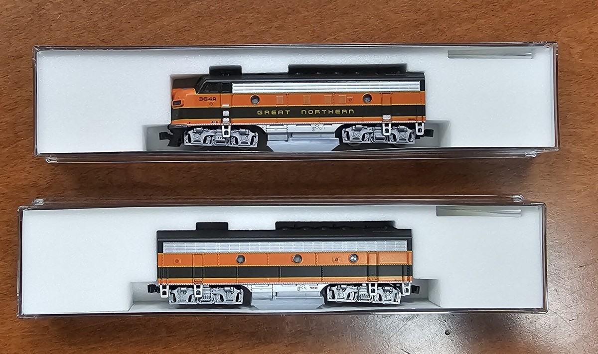 鉄道模型 KATO 106-0416 EMD F7A F7B Great Northern NOS N Scale KATO F7a & F7b Unit Great Northern Locomotive