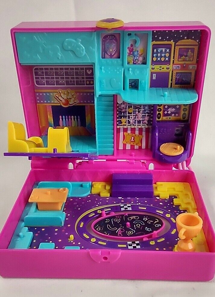 Polly Pocket Race & Rock Arcade Compact