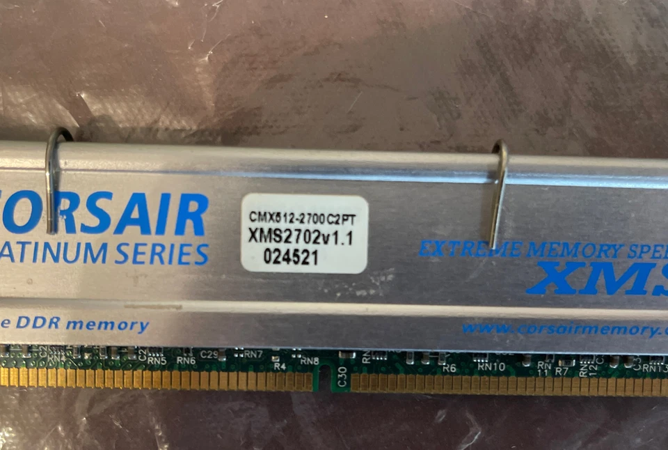 Corsair Platinum Series DDR Memory 512MB CMX512-2700LLPT XMS2700 333MHZ - Image 4 of 4