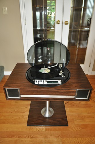 Vintage Electrohome 720 Space Age Record Player Radio Super Rare - Picture 5 of 12