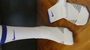 nikegrip strike light