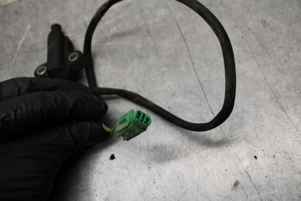 Suzuki GSXR600 2001 soporte lateral soporte sensor 37840-35F00 BB59 Foto 2 de 4