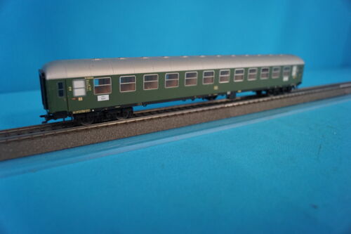 Marklin 43920 DB Express Coach 2 kl. Green 28,2 cm. 19 368 - Afbeelding 1 van 6