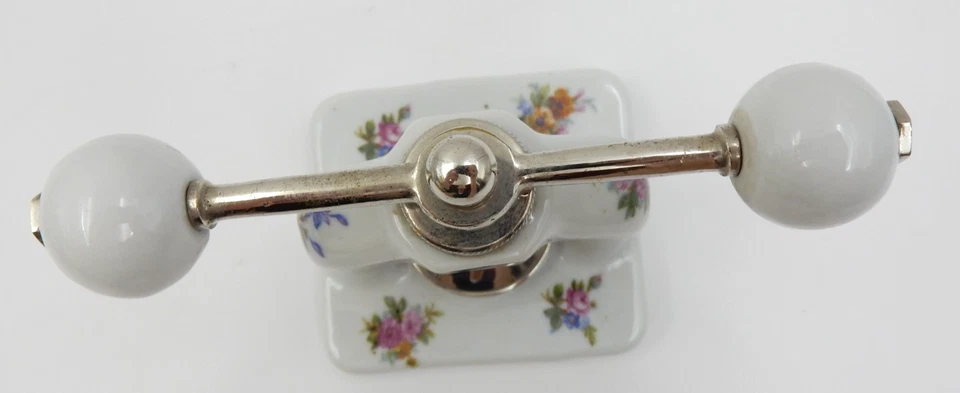 ANTIQUE 1800'S MEISSEN PORCELAIN NUT CRACKER GARLIC PRESS FLORAL DESIGN GERMANY - Image 4 of 4
