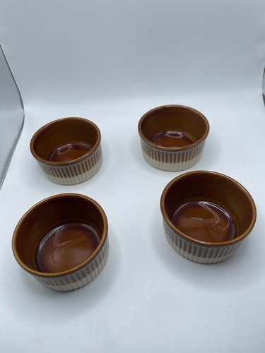 Emile Henry France Ramekins a costine / 10,08 set di 2 tazze bicolore marrone crema pasticcera - Foto 3 di 16