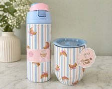 Croissant  und Schleife rosa und blau Brunch Club Flasche und Kaffeebecher