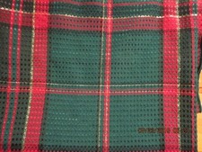 RED GREEN CHRISTMAS TABLECLOTH-GOLD THREAD--60" X 86"-- R1-6