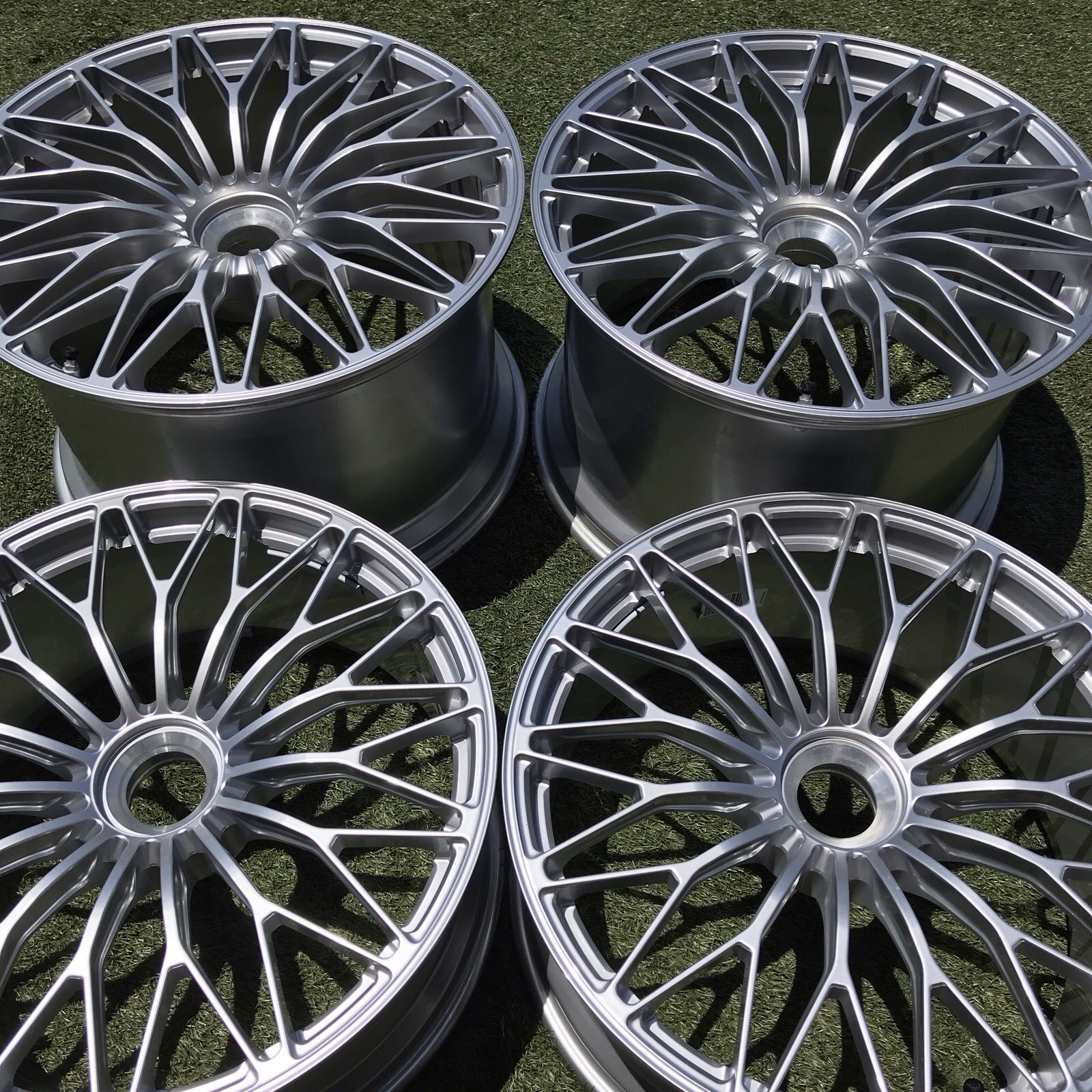 20 21 LAMBORGHINI SV S RIMS OEM GENUINE AVENTADOR 470601017 APPTECH FORGED