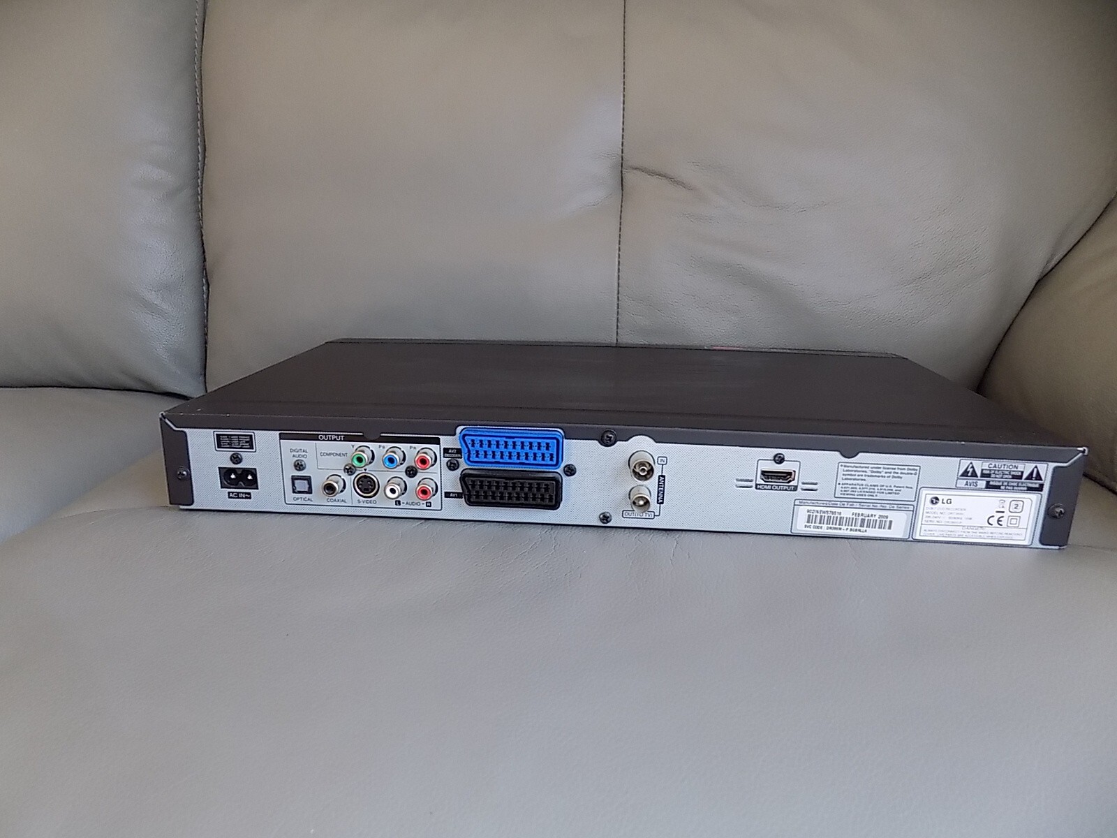 LG DRT389H DVD Recorder Black DVBT Freeview Super Multi unit only