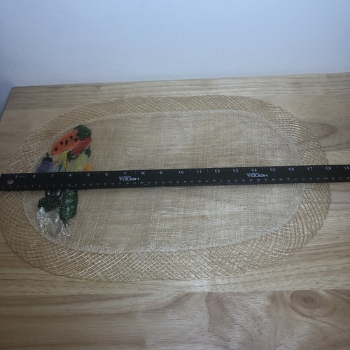 VTG Woven Straw Placemats Natural 18” Oval SET OF 13 Fruit Veggies Accents On 4 - Picture 11 of 16